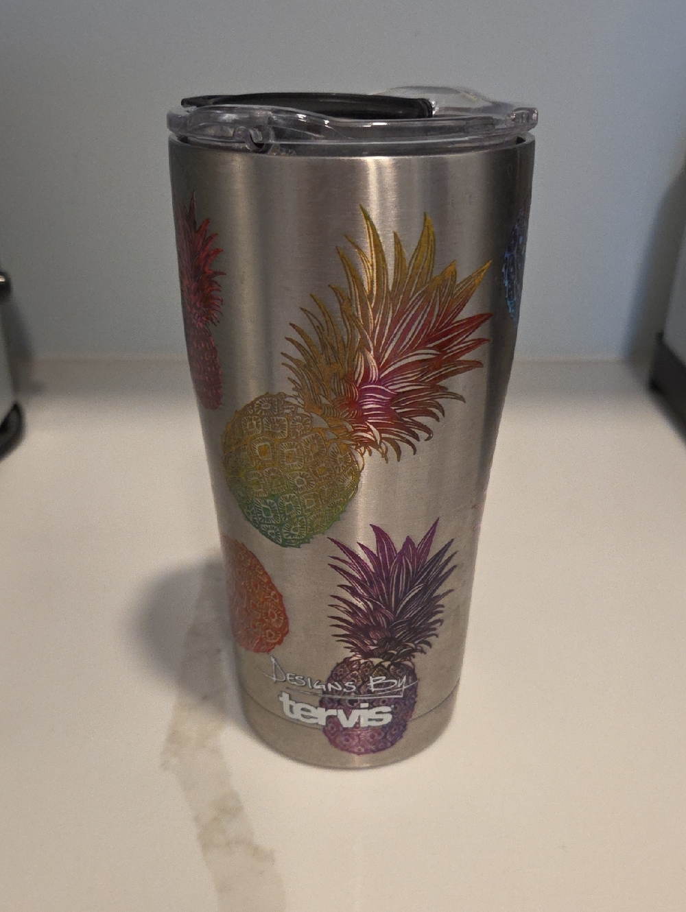 tervis Stainless Steel Tumbler with Rainbow Pineapple Design